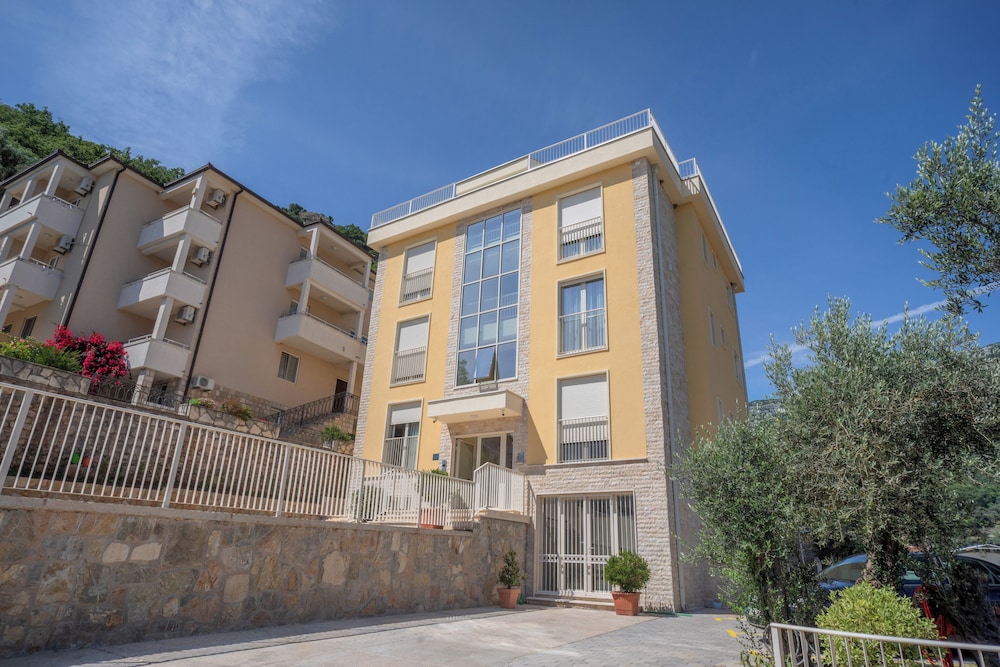 Apartments Bonazza