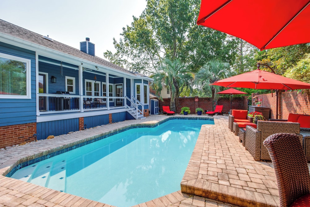 4 Mi to Lake Murray: Pet-friendly Home w/ Pool!
