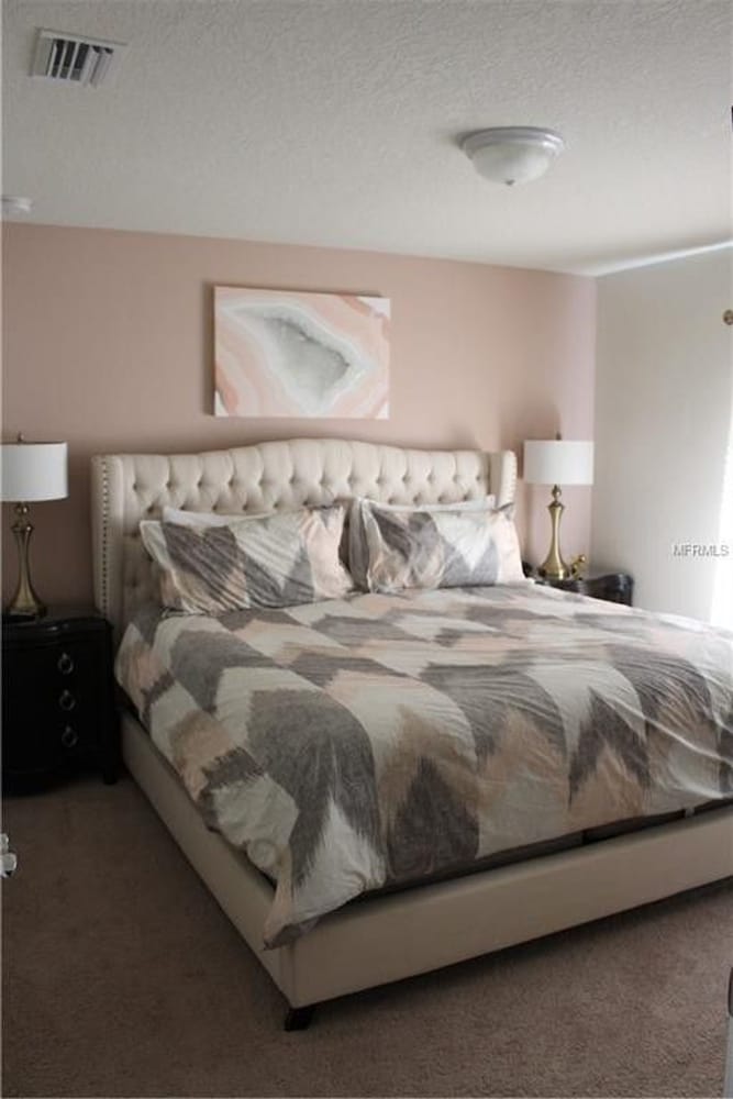 Windsor at Westside 2129 - Image 4