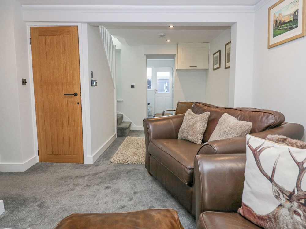 Crag View Cottage