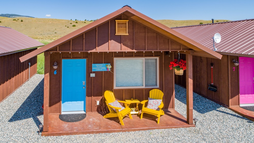 Emigrant Cabins