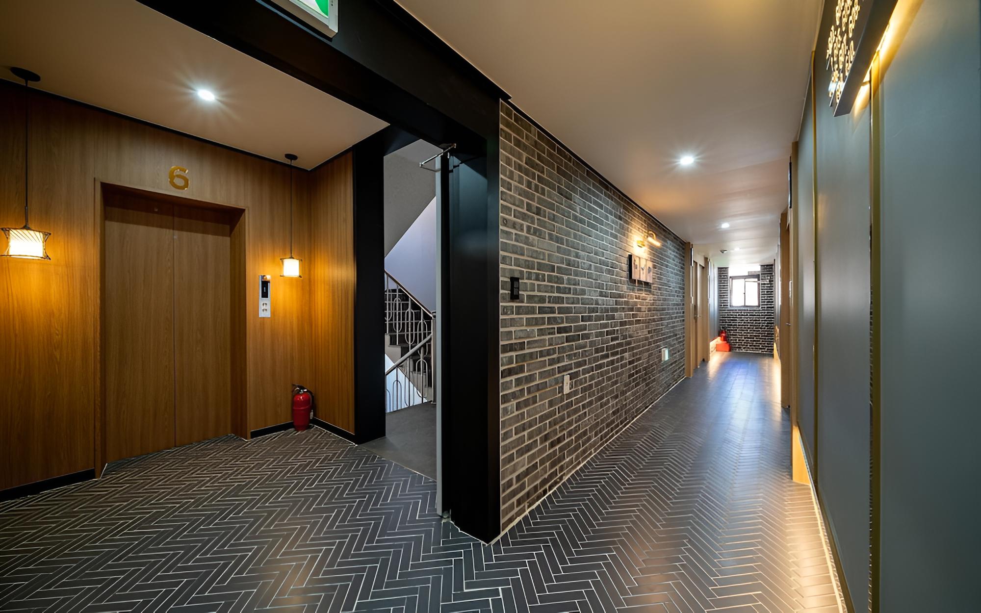 Tongyeong Hound Hotel Tongyeong Hangnam