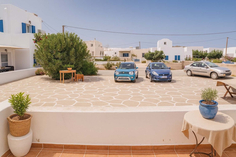 Kamari Open View - Santorini Family Escape