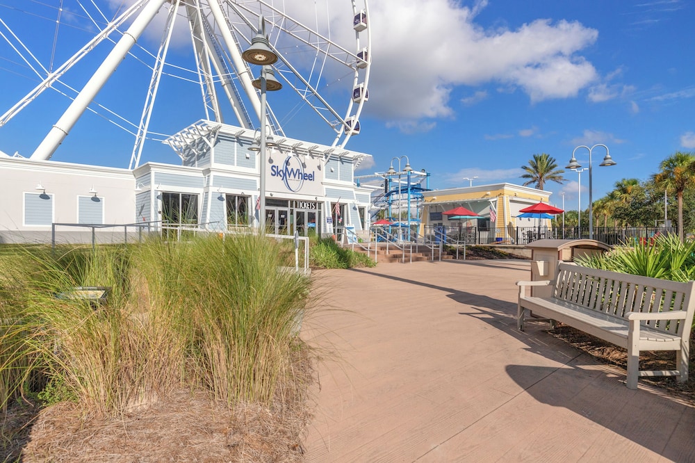 Beach House Spacious 4BR Retreat With Gulf Views & Observation Deck!