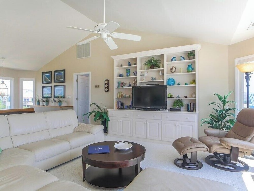 As Good As It Gets by Topsail Realty