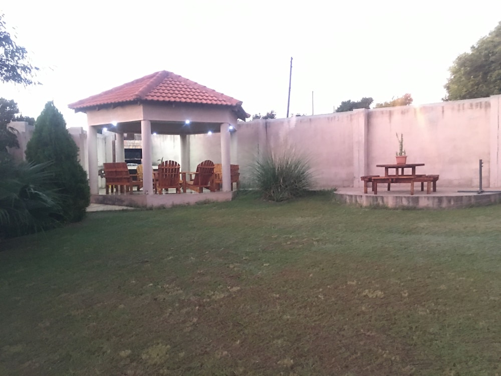 Valley View Lodge