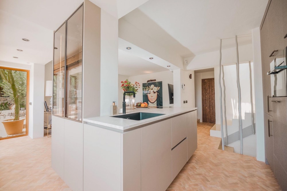 Can Furnet in Ibiza With 4 Bedrooms and 8 Bathrooms