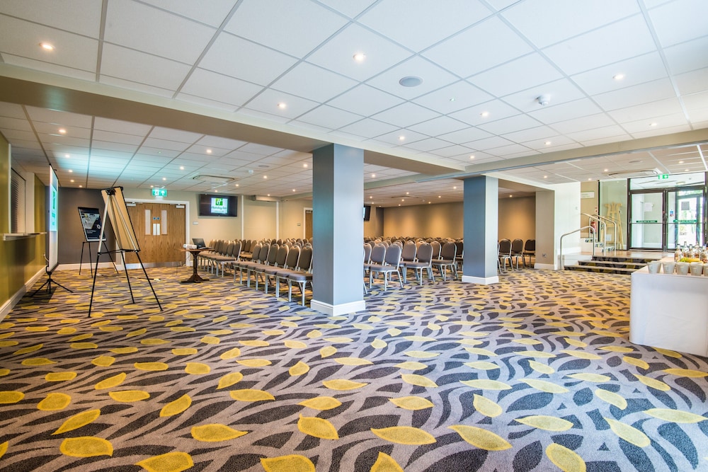 Lancaster Vacations - Holiday Inn Lancaster, an IHG Hotel - Property Image 3