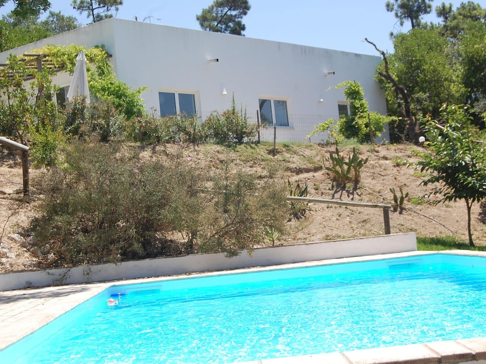 Family Villa With Pool and Barbecue view 3