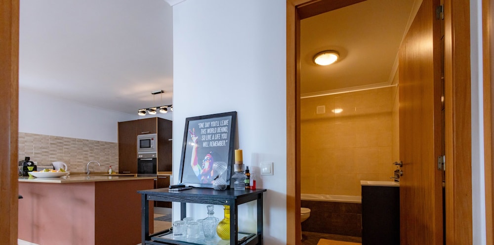 Olis House in Angra do Hero smo