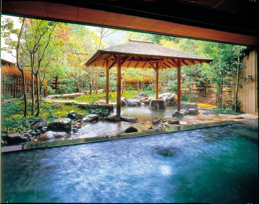 Nishimuraya Hotel Shogetsutei