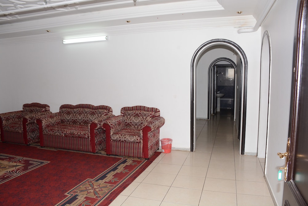 Al Eairy Furnished Apt Al Madinah 3