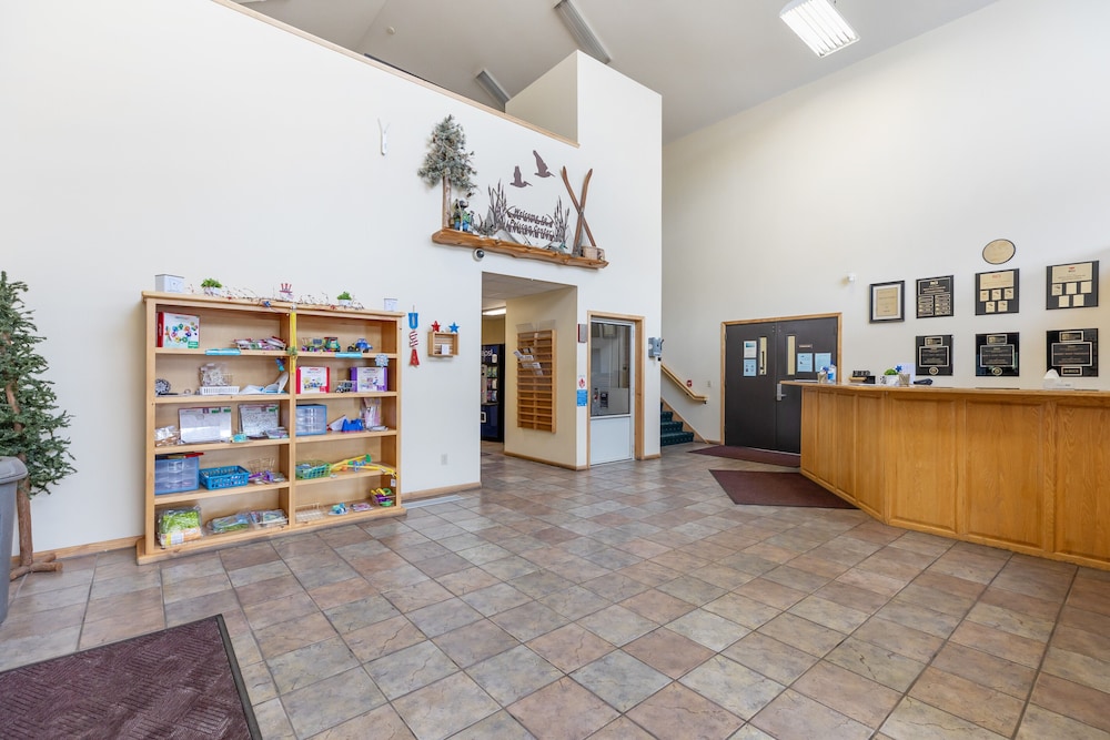 The Lodges at Breezy Point view 3