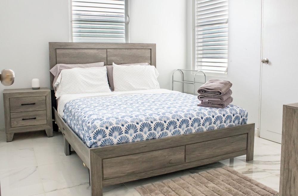 Ismael Rivera Villa 1 Ocean Park 4bd-2b