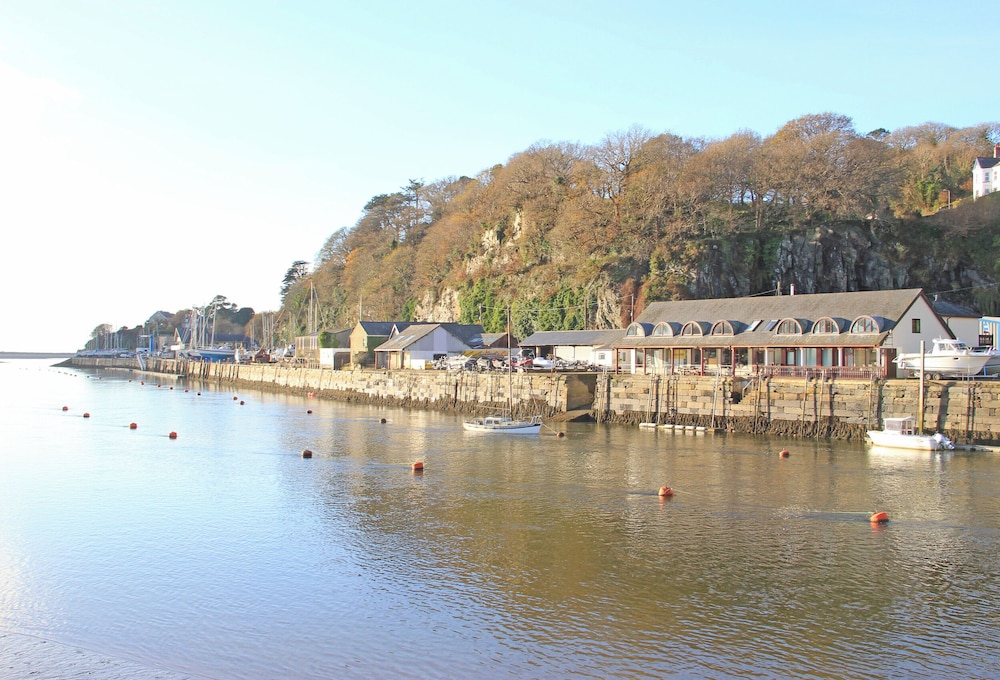 Fisherman Cove