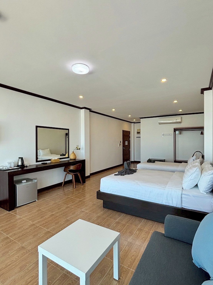 ClayHouse SAMUI Boutique Hotel