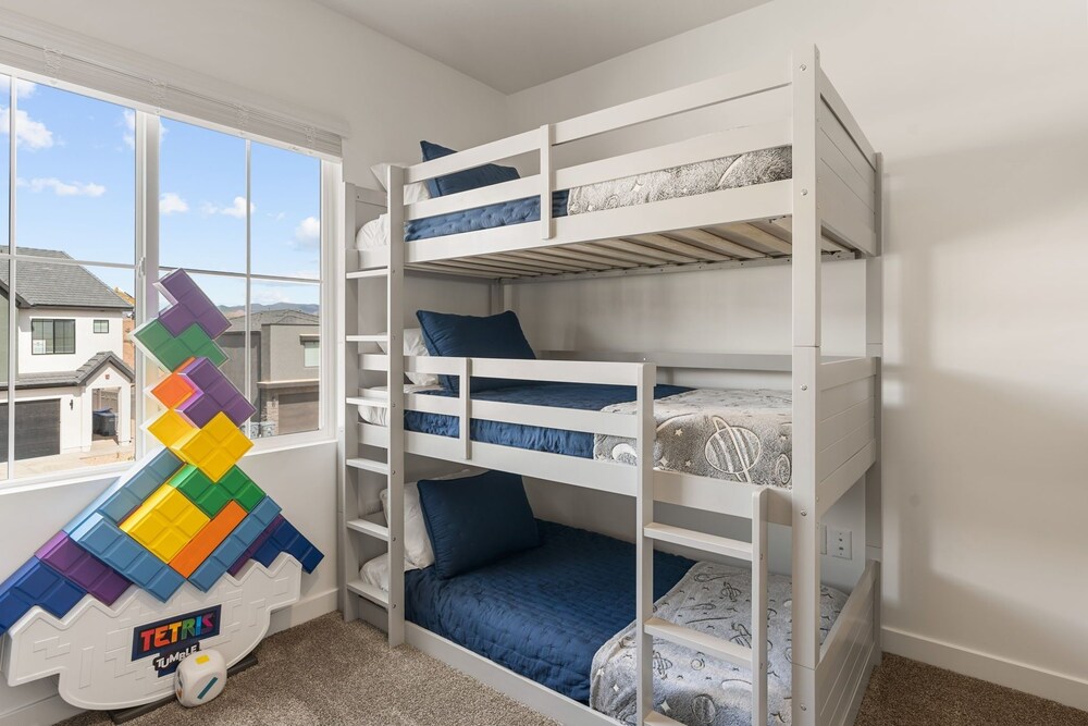 Long Drive 4 Bedroom Townhouse