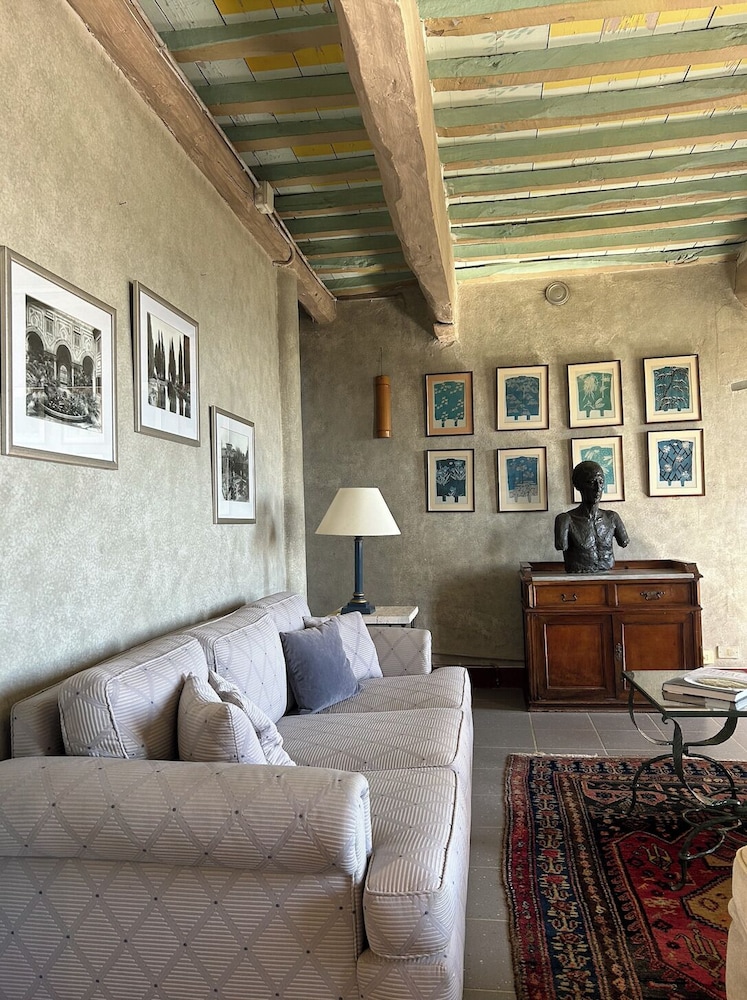 Peralta Tuscany