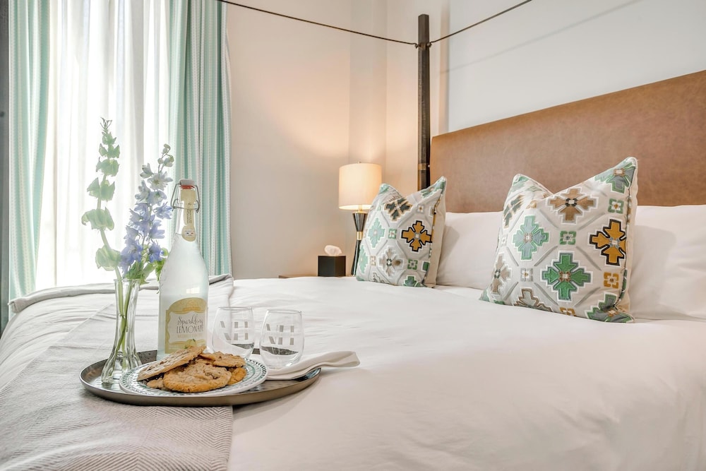 Nutt House Hotel