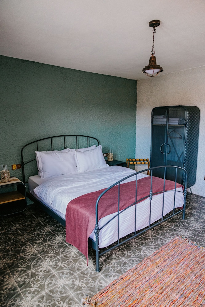 ALAZ URLA ROOMS