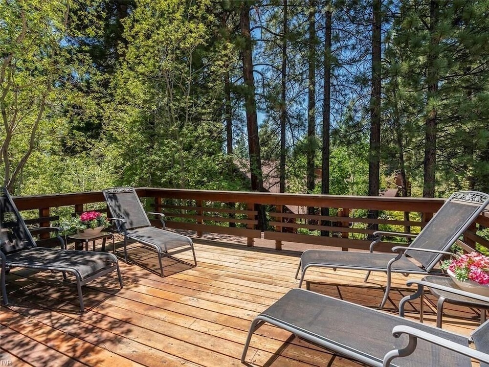 Lake Tahoe Vacations - Third Creek Comfort 2 Bedroom Townhouse by RedAwning - Property Image 19