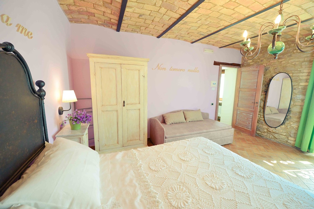Casale905