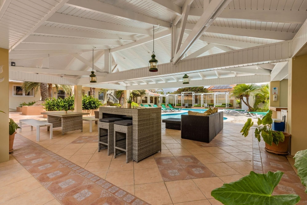 Deluxe Mansion Steps to Beach Pool Sea Views