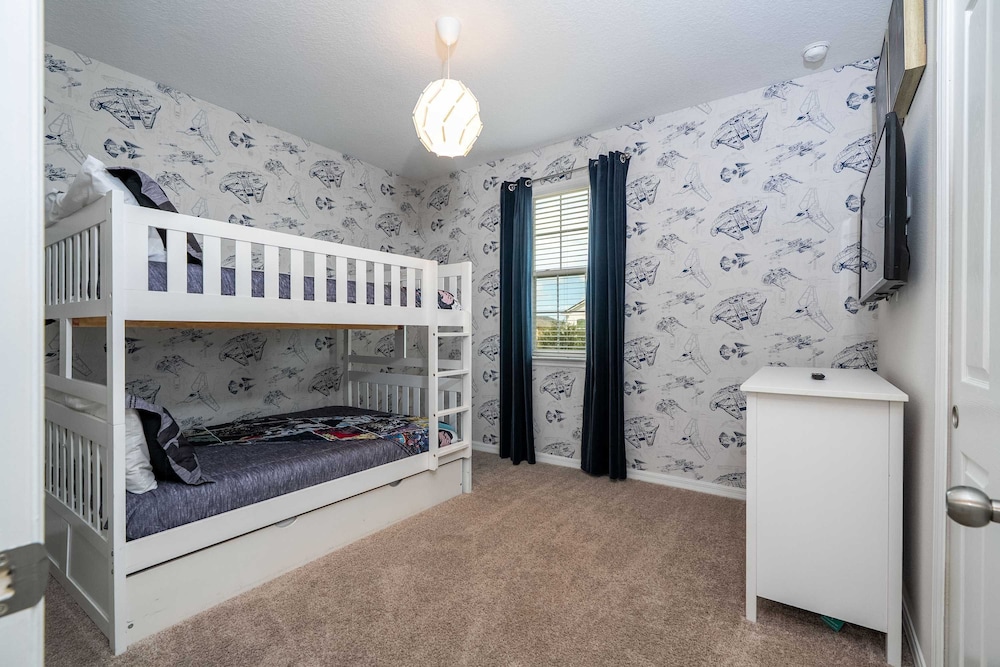 Stunning 4Bd w Pool Gameroom Solara Resort 9008