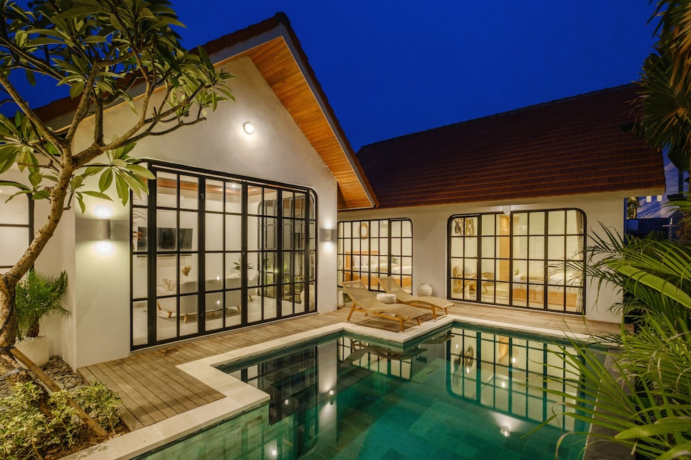 Villa Concasa in Canggu - 2 min to Atlas/finns view 4