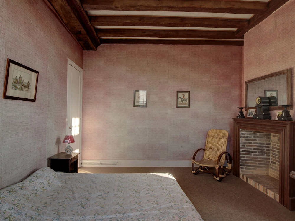 Mansion in Burgundy Near Morvan Natural Park