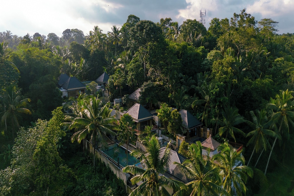 Kelusa Resort