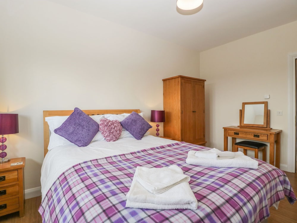 Yeovil Vacations - Rectory Farm View - Property Image 5