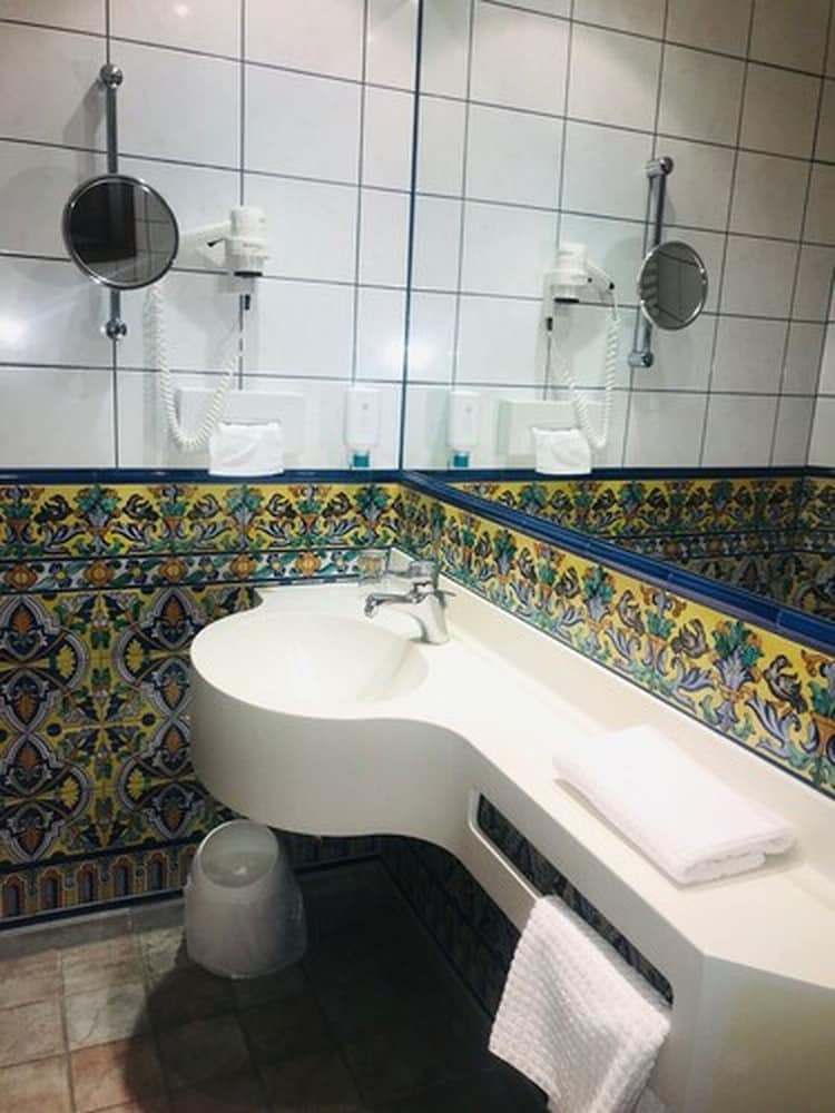 Hotel Spanischer Hof - Property Image 54