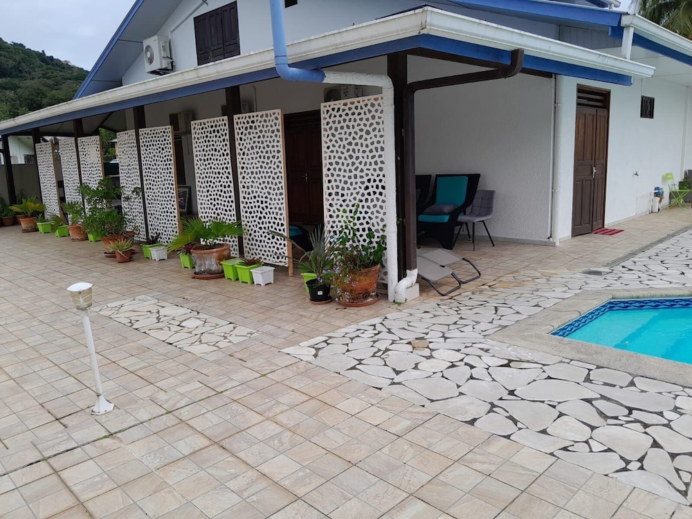 Hostel Toucan Suites Blue Wassai