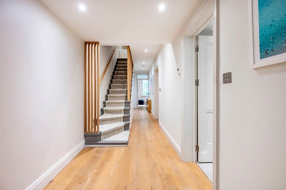 Kensington High Life- by Out of Office Lifestyle