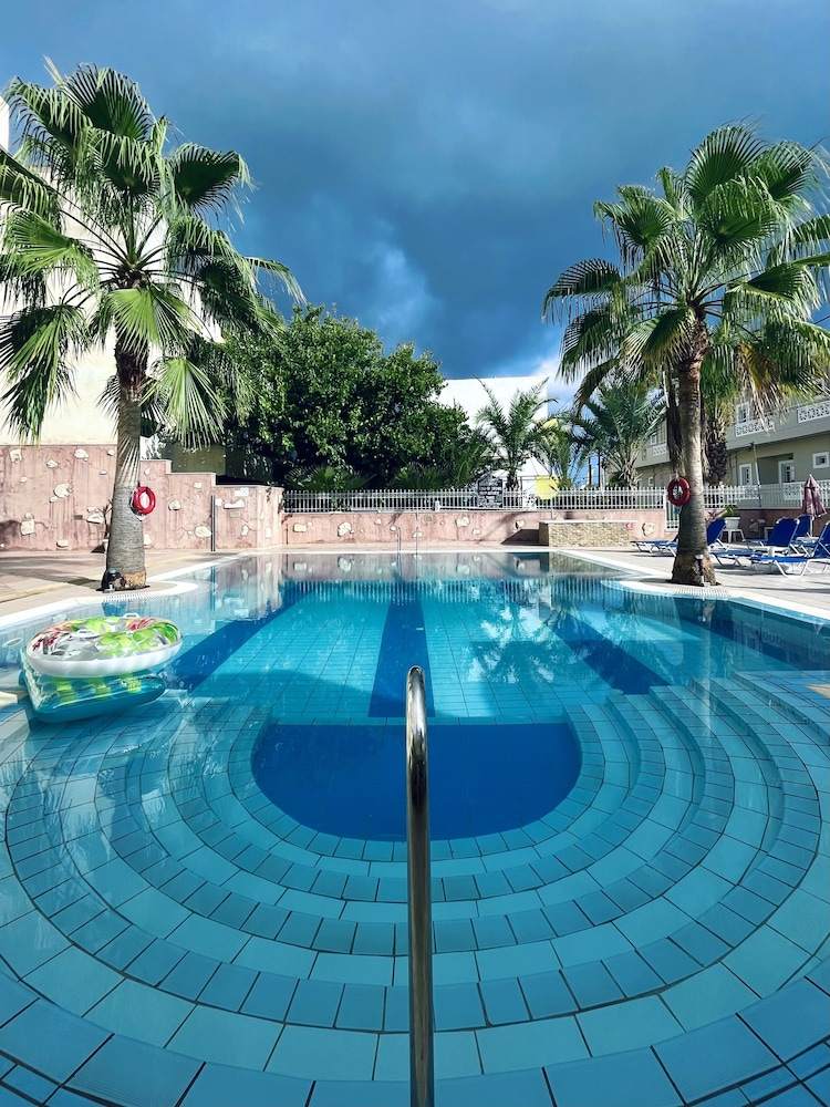 Semiramis Apartments by Estia photo 3