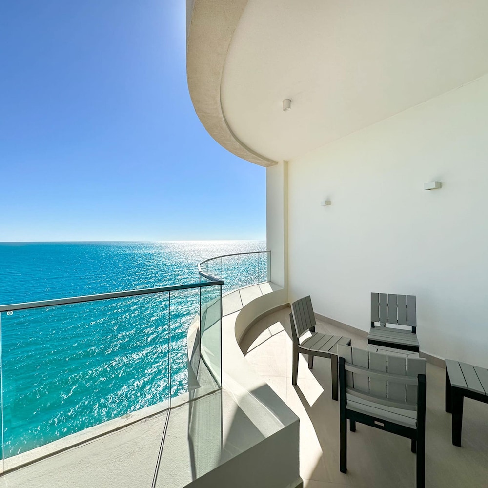 Brand New 6 Bedroom Penthouse