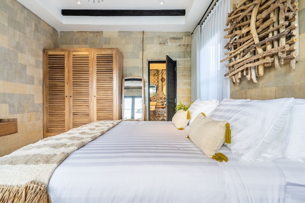 Rumah villa by EVDEkimi view 4
