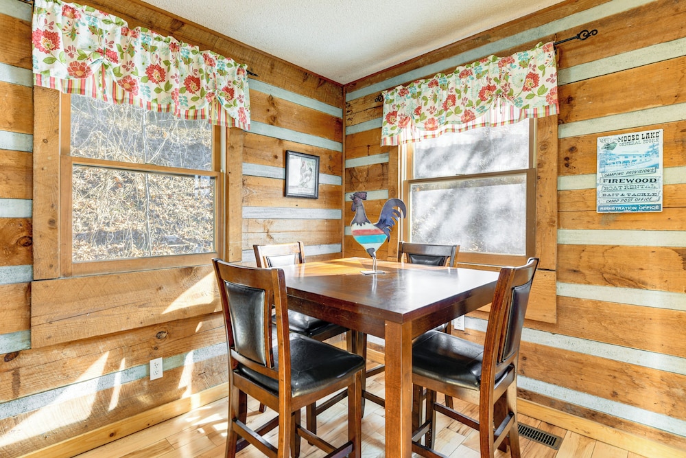 Near Hiking & Rafting: Bryson City Gem w/ Hot Tub!