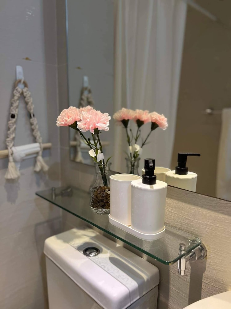 Santorini Suites