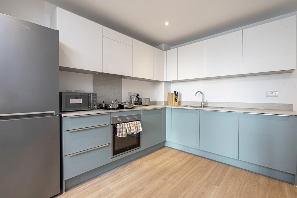 Flat in Prime Leeds Location view 3