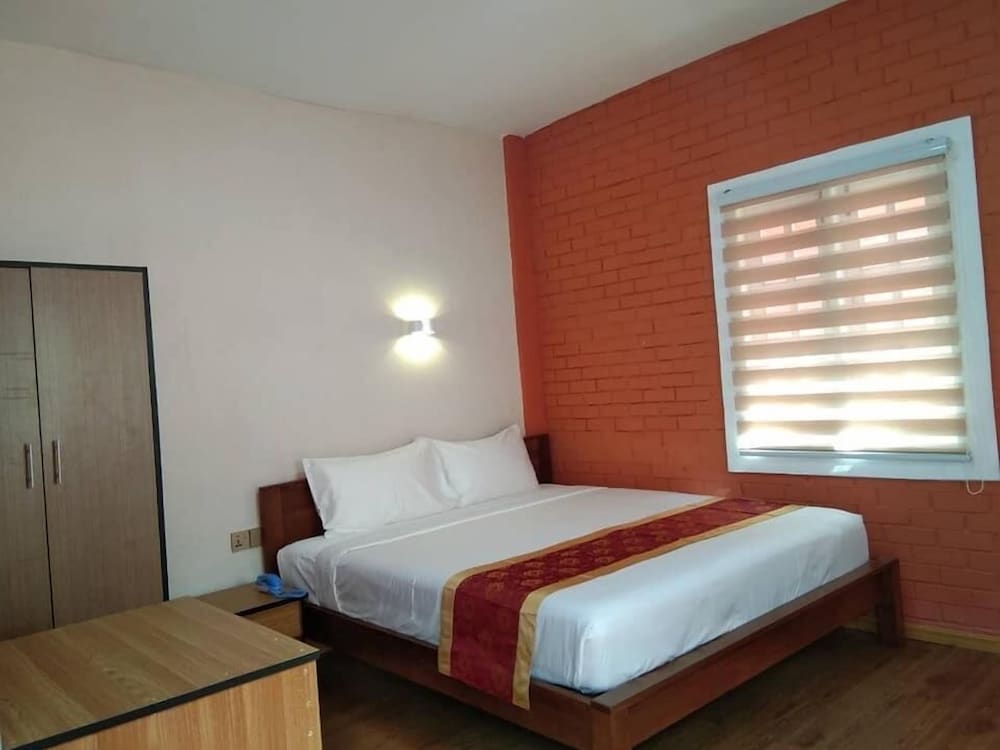 Sunrise Square Motel view 5