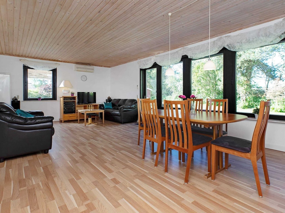 6 Person Holiday Home in Gedser-by Traum view 3