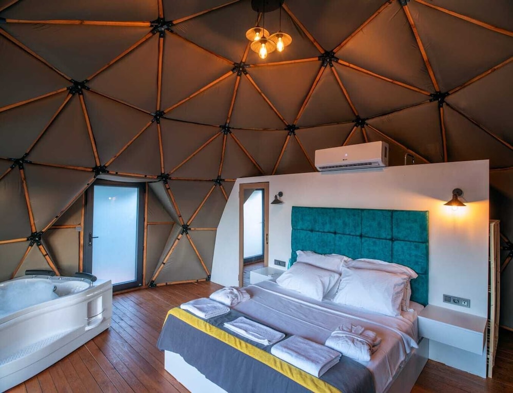 Lussoglamping view 3
