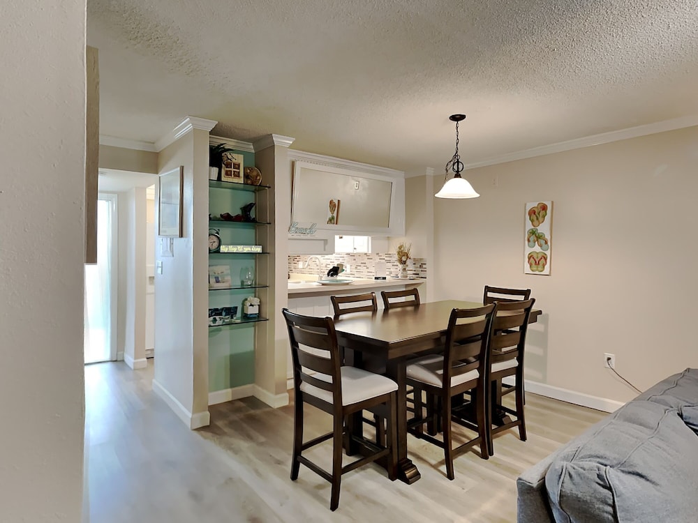 Emerald Isle Fort Walton Beach by Southern Vacation Rentals