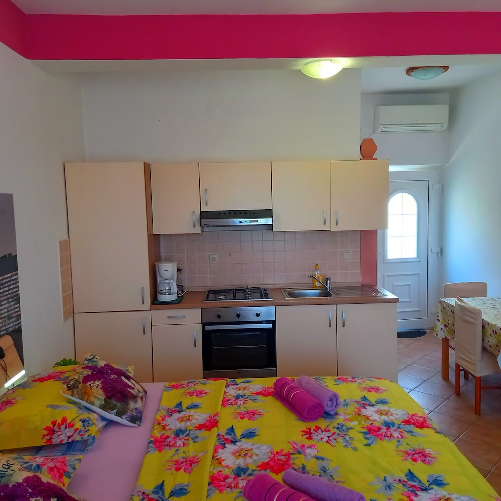 Pretty Apartment With Terrace on Island Rab view 5
