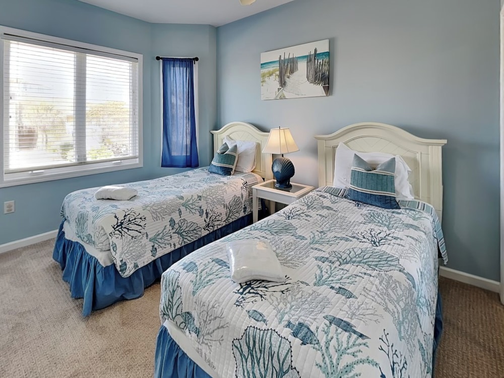 Bel Sole (Beautiful Sun) by Topsail Realty