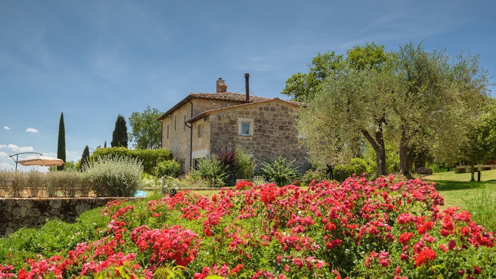 Terra Quercus 7 1 in Sarteano view 3