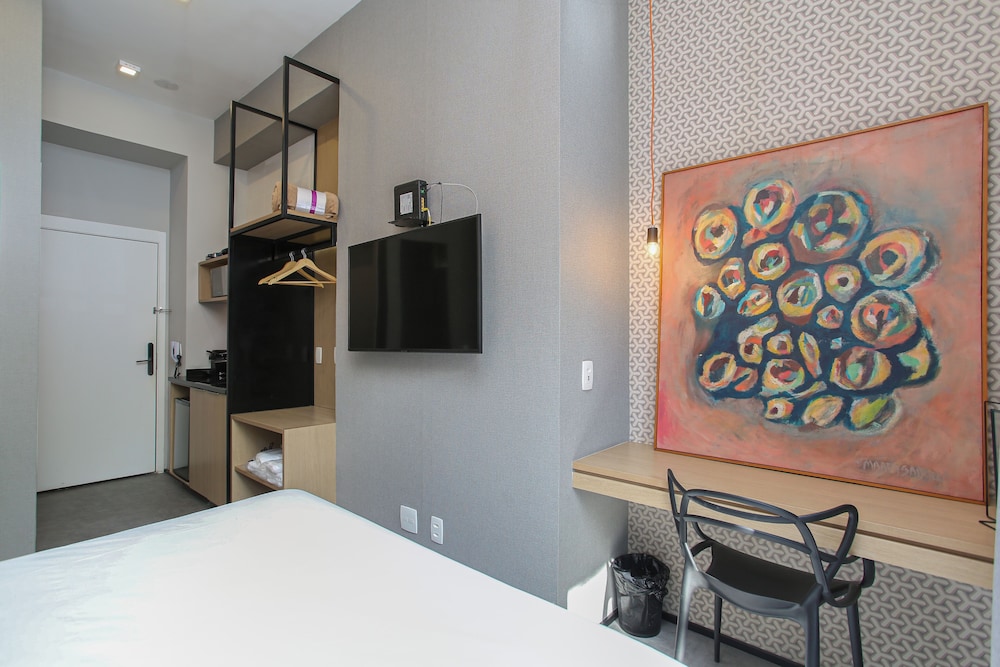 ESD - Studios E-Side By Anora Spaces