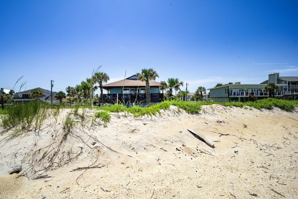 Oceanfront Steps to Sand Deck Pets Welcome